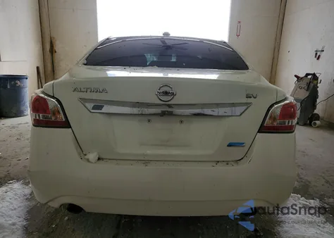 2014 Nissan Altima 2.5 from USA, damaged, VIN 1N4AL3AP8EC322941